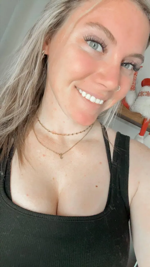 What are the first words that come to your mind  posted by SweetEchloXO