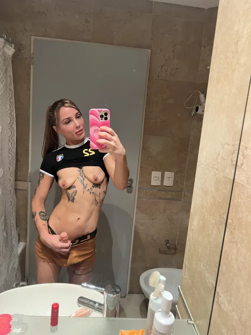 What can you say about my Milf body by Nebularsh