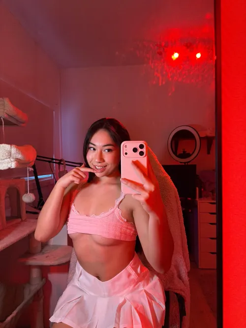 what caught your attention first? by cloudetttee