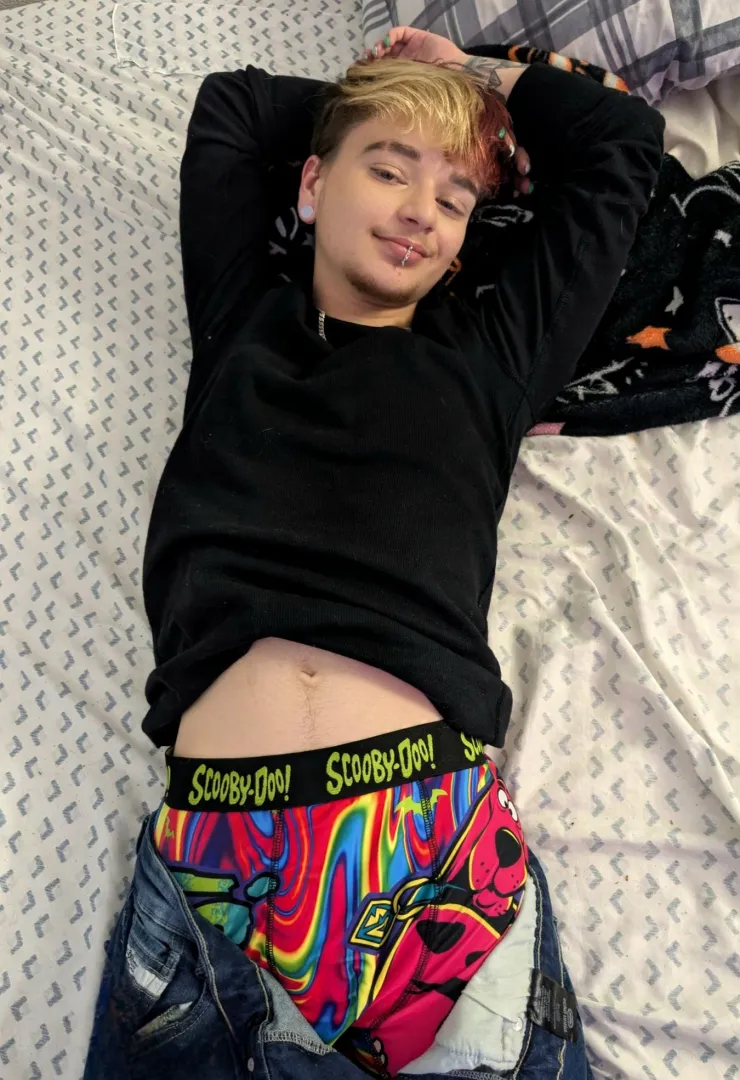 What clues brought you to this mystery gang?  posted by victorxsylas