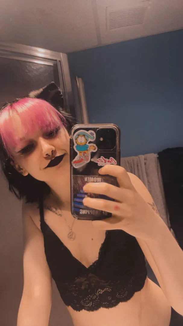 What color hair should I do next daddy? ;) posted by Hennessy-Starr