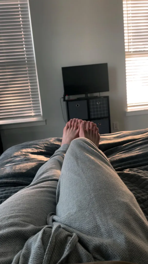 What color should I paint my toes? posted by user778975802