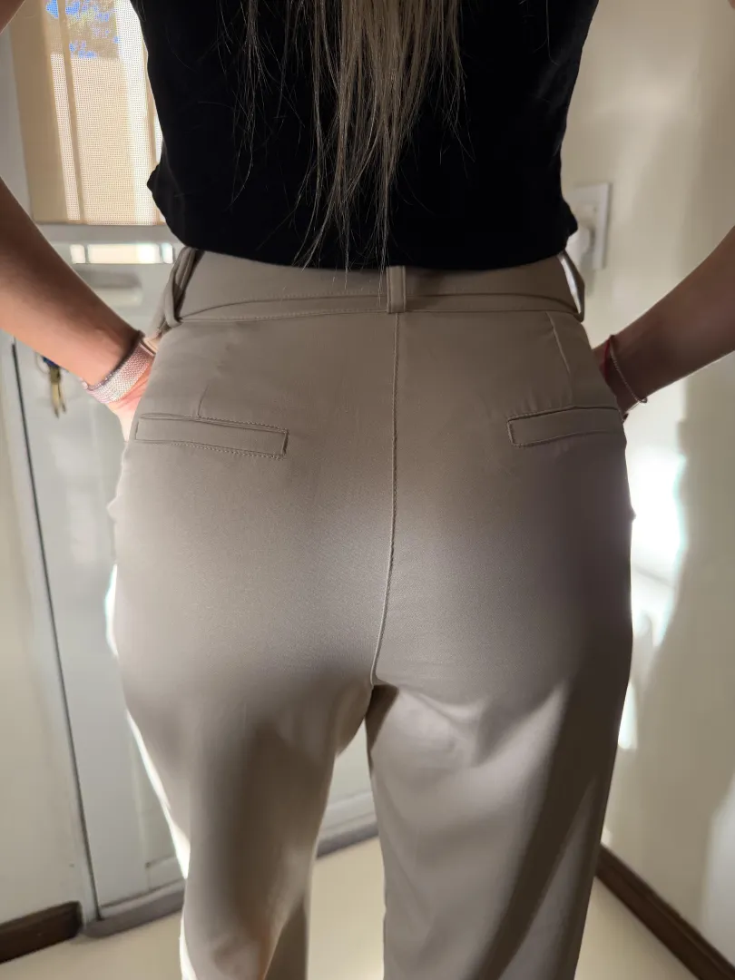 What colour do you think I’m wearing? posted by Tales_of_a_Goddess