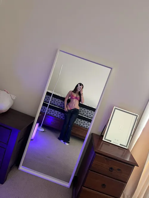 What do I want on my stomach.. wrong answers only by xhotbunnyx