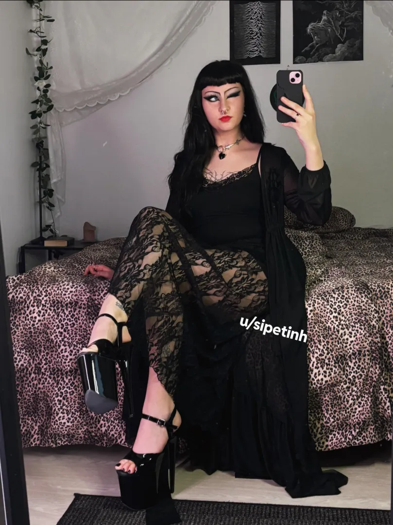 what do u think of my fit? elegant isnt it posted by sipetinh