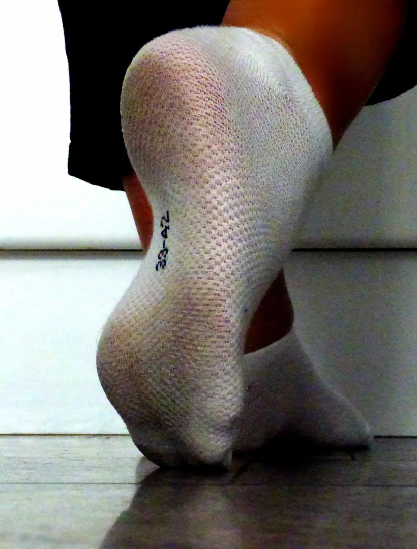 What do you think about my arch in my ankle socks [F] posted by misskatefeet1