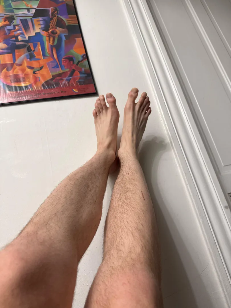 What do you think of 6’7 size 14 feet? posted by ToesForTheBros