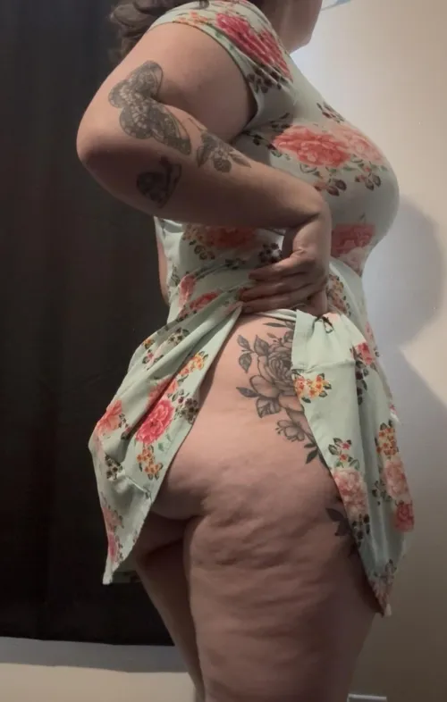 What do you think of my new dress?  by CurvyDevotion