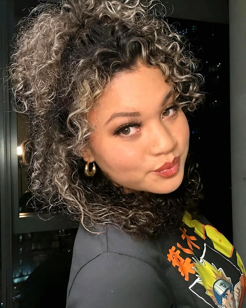 What does a Bleached Brown girl like me get called on your phone contacts? posted by WavyAndWonderful