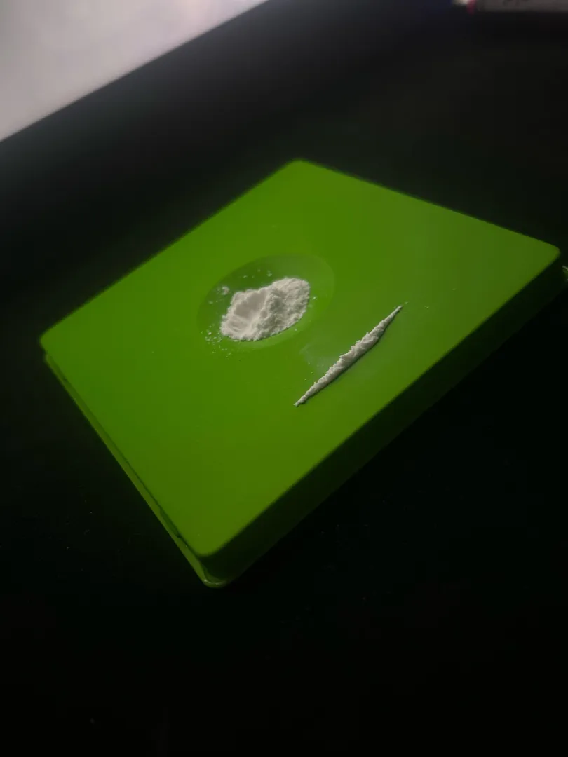 What does ur coke tray look like? Mine is a Patron lid posted by Soundboy1111