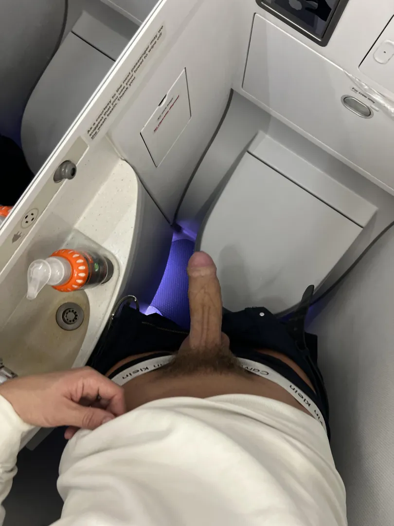 What else is there to do on a long flight  posted by Hungladmanc