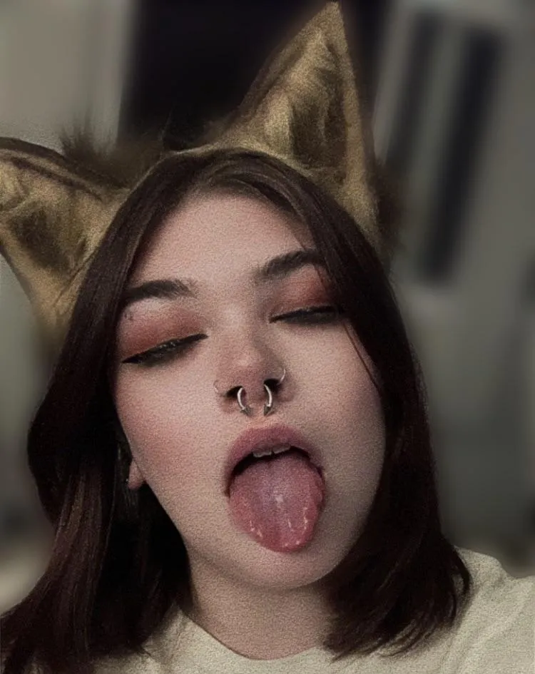 What goes into puppy’s mouth? posted by feral-and-sterile