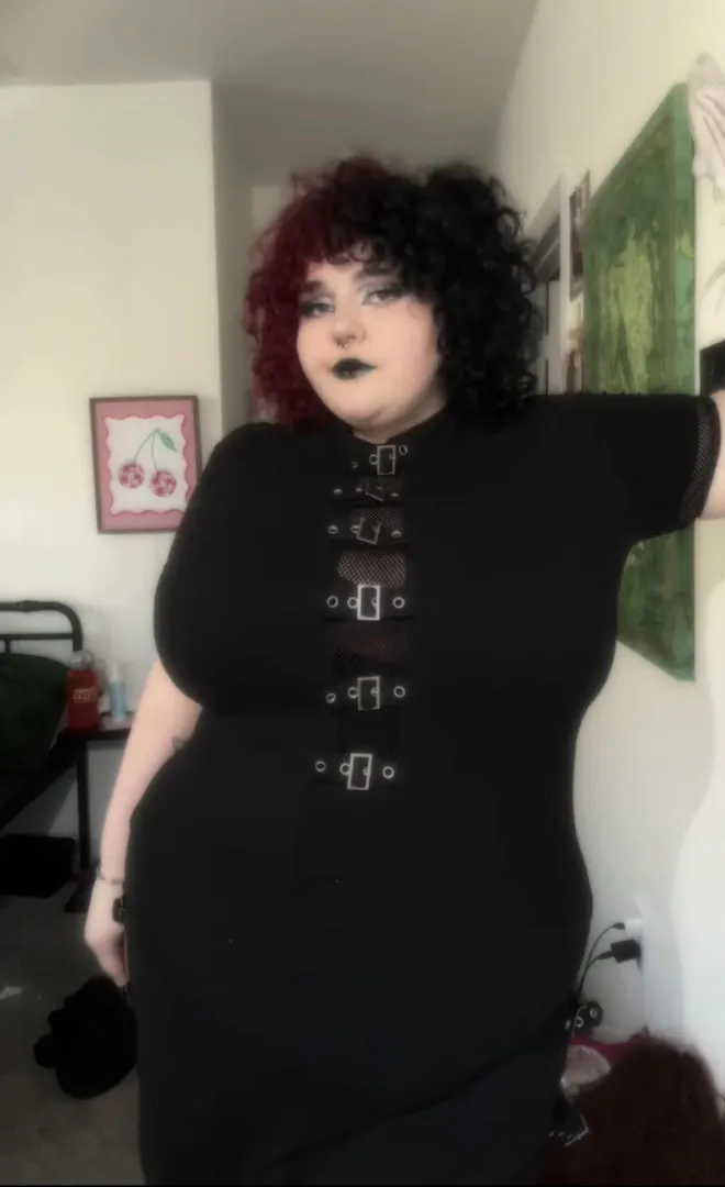 What I’d wear to our date  posted by secretgardengoddess