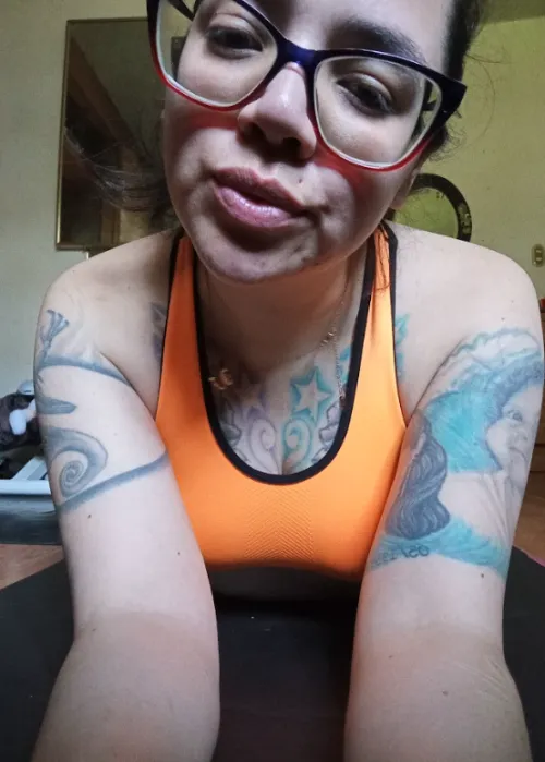 What if I told you I was really really horny, would you come over? by Popular-Put-4808