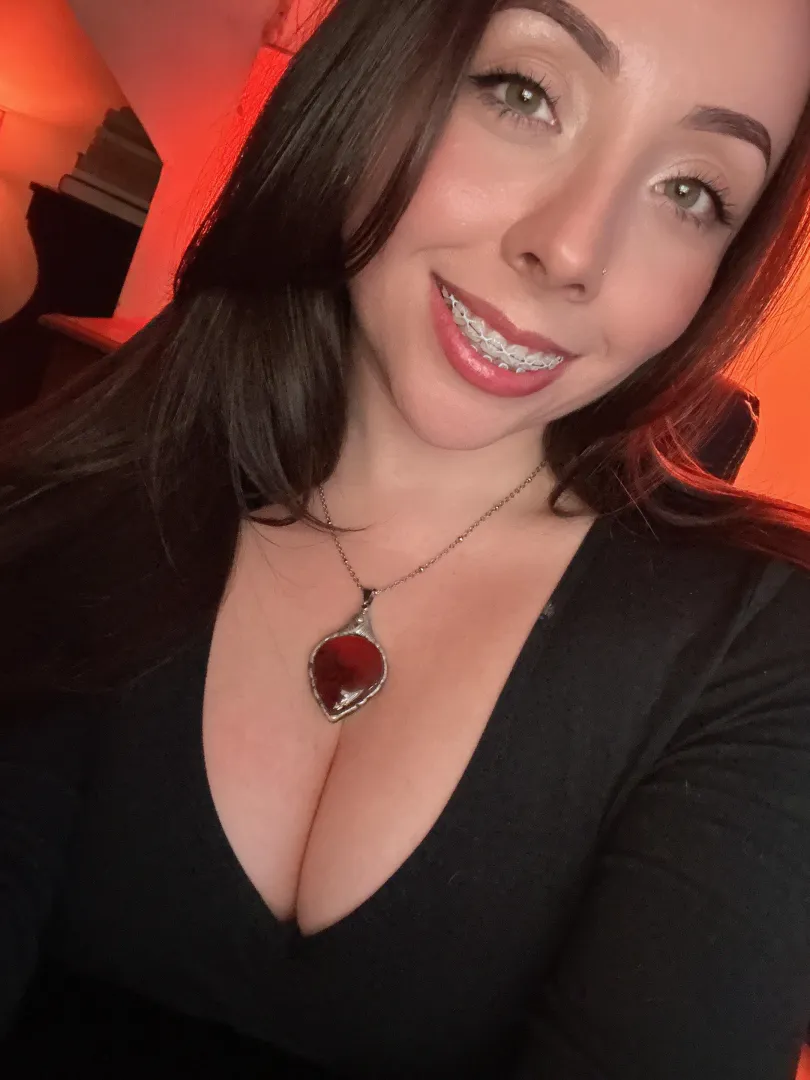 what if you made it drip down my chin onto my chest? posted by aerin_aries