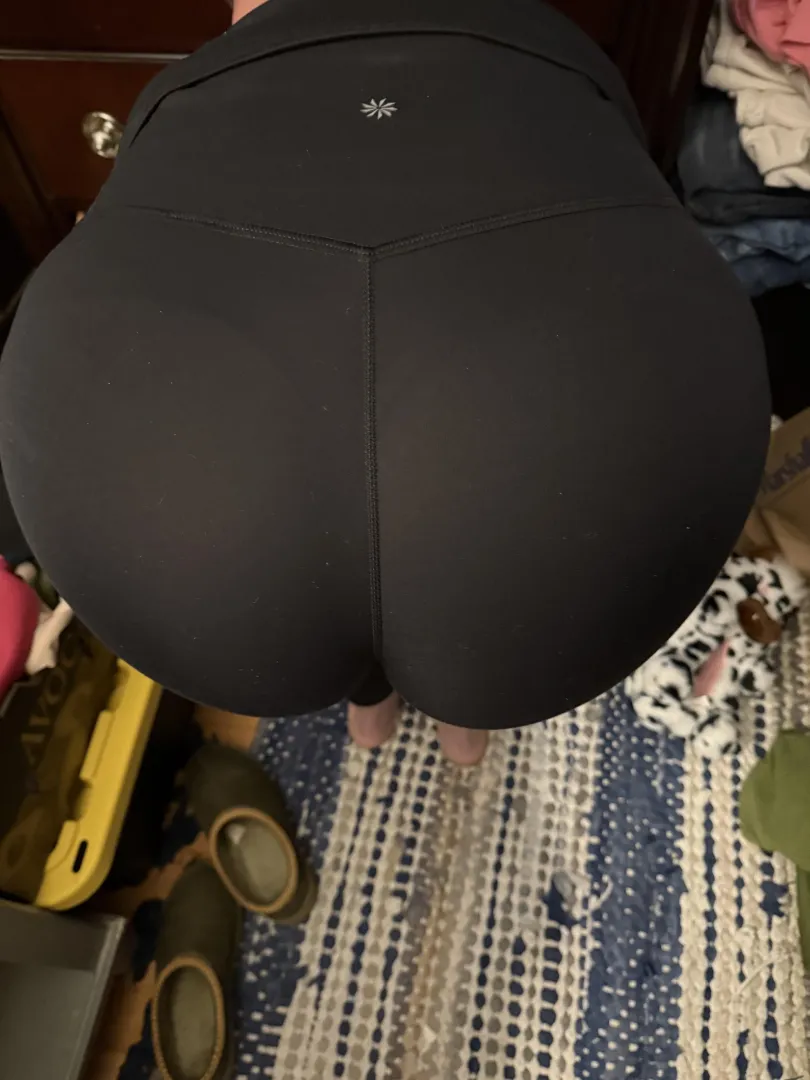 What to wear, what to wear…. posted by Kash-Cow