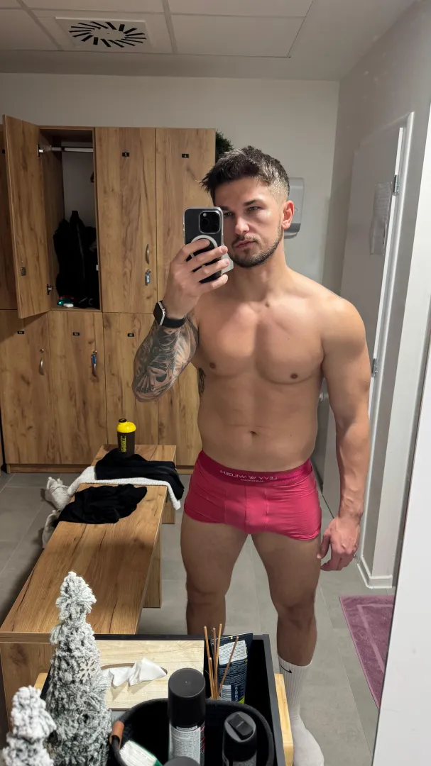 What would you do posted by Daddy-Fit1989