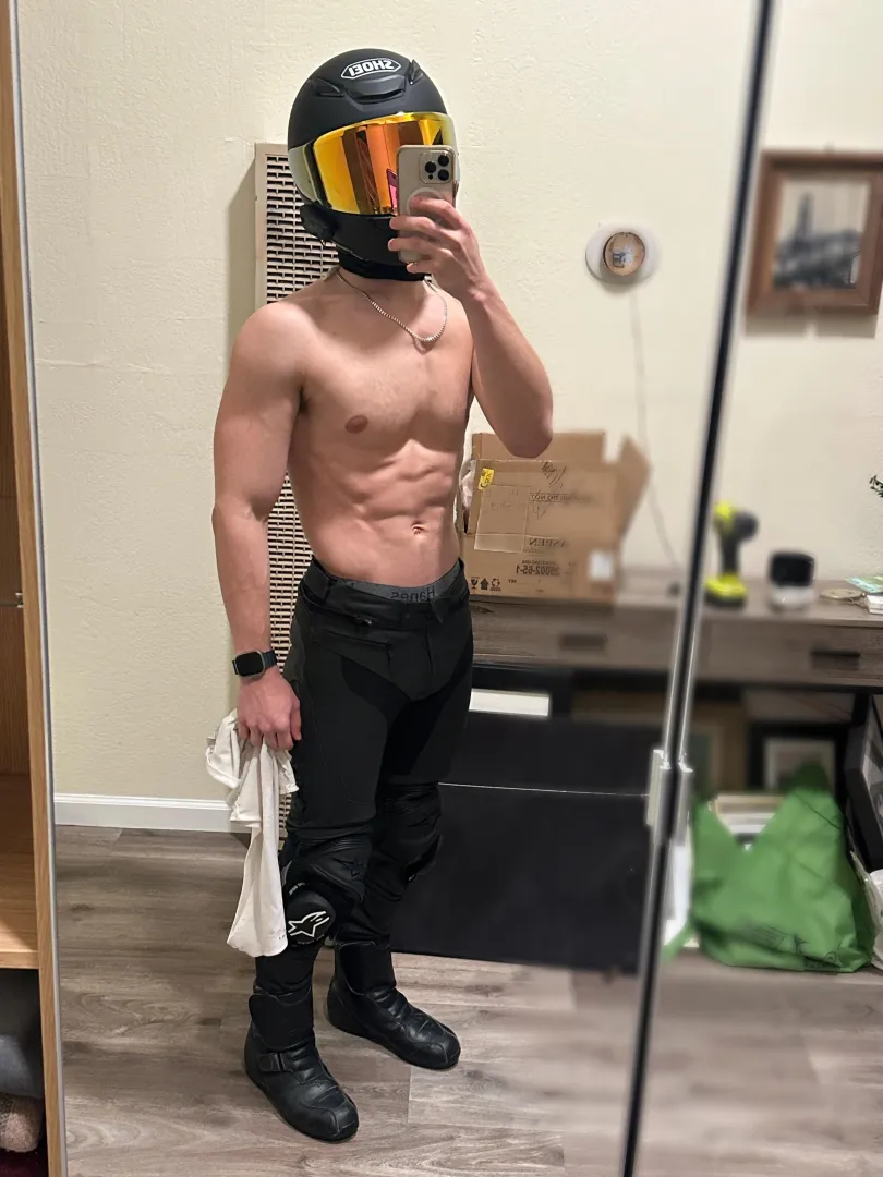 What would you do (dms open fags) posted by xXJosh28Xx