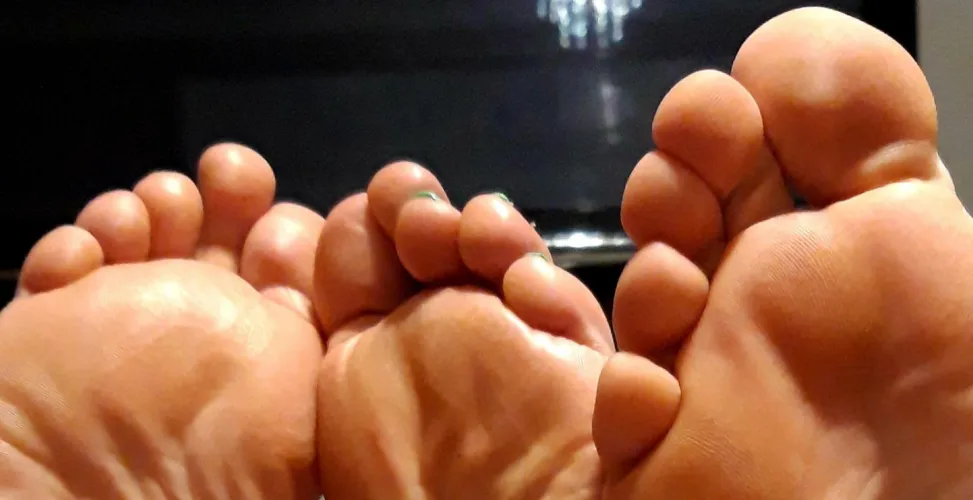 What would you do with all those Husband and wife toes? DM. by Couplesoles