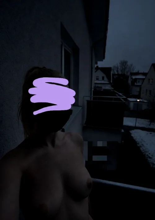 What would you reply if I sent you this? snapchat:avelinepulse by Comfortable-Oil-5365