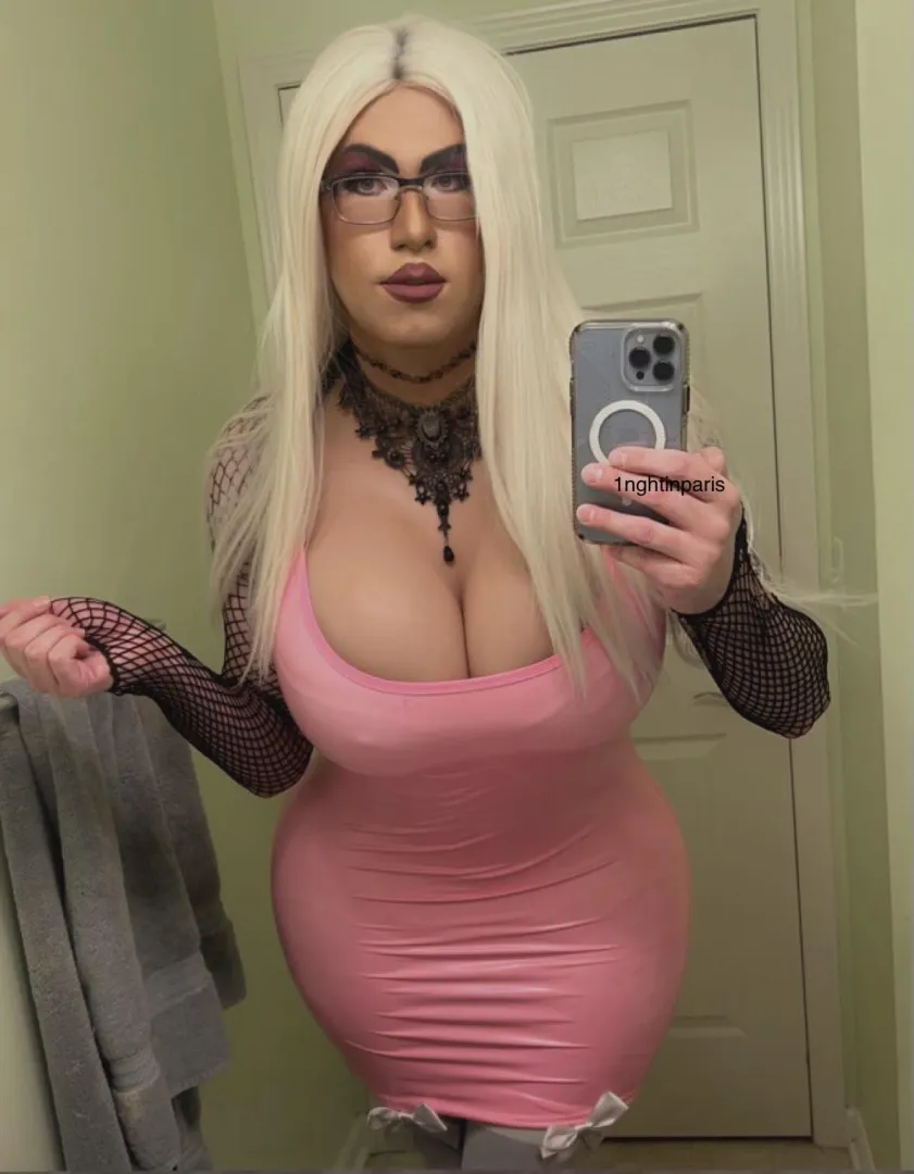 Whatcha think? Should I go tighter? posted by 1nghtinparis