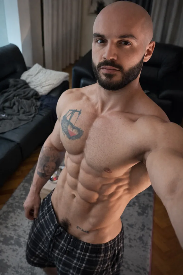 Whats the opinion on trimmed pubes posted by Miserable_Arugula512