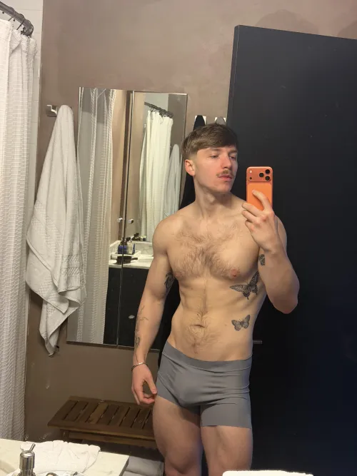 What’s your fav scary movie? by itsangeldelrae