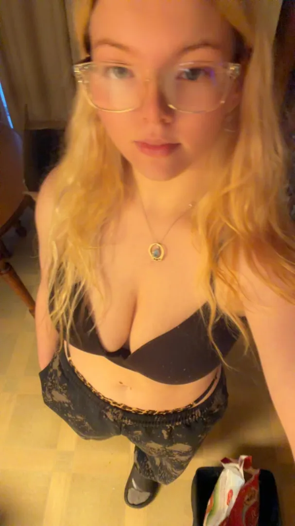 When are you gonna bend me over posted by theprettiestJ