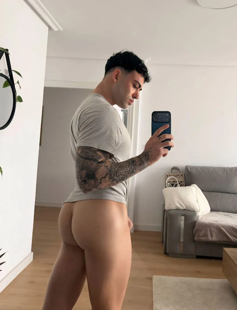 When I get home from work I get comfortable posted by ivan-castillo