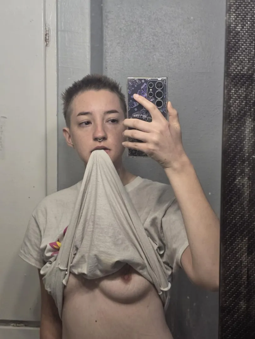 when my hair was shorter posted by timeisntreal639