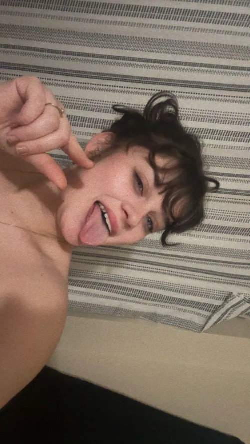 When you’re small the only time you should be opening your mouth is to tell me my payments sent  by sexi_lex