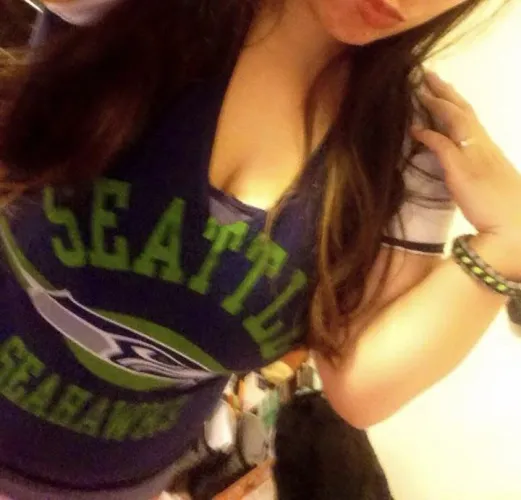 Which team are you rooting for today?? Go Seahawks  by CurvyAznGoddess
