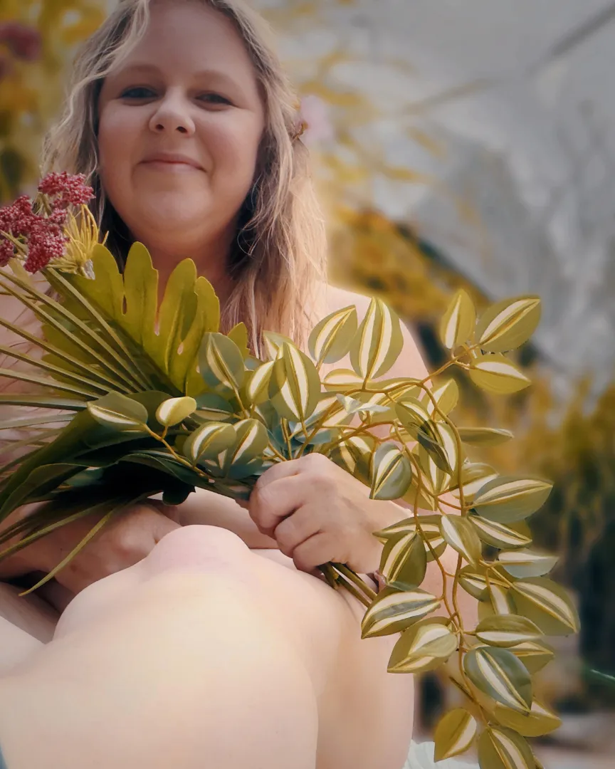 whichever way your pleasure tends… posted by sekksytrekksy