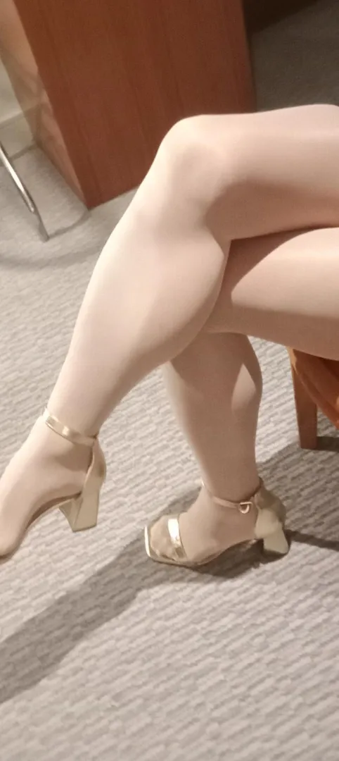 White tights time posted by Select_Scheme_5538