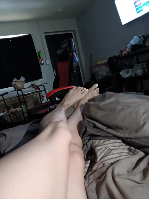 White toes all day  by unknown-girl-35