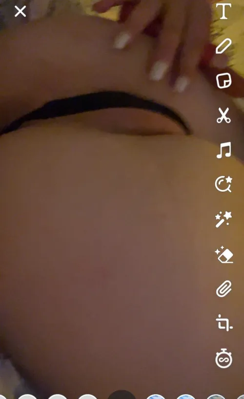 Who can fuck me by Existing_Meal5397