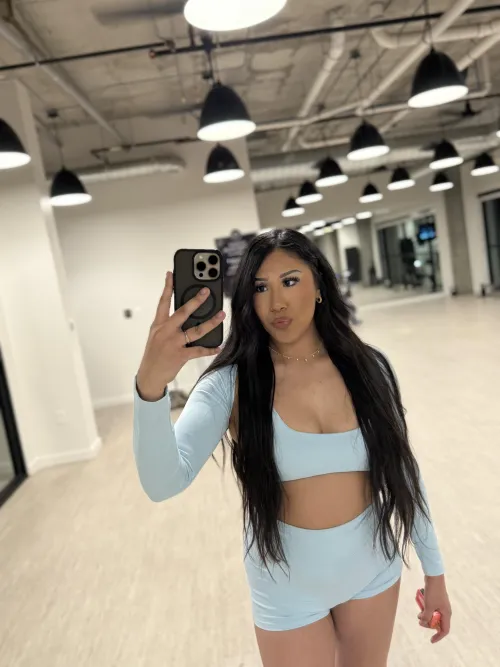 Who can help me stretch? by BidPuzzleheaded7153