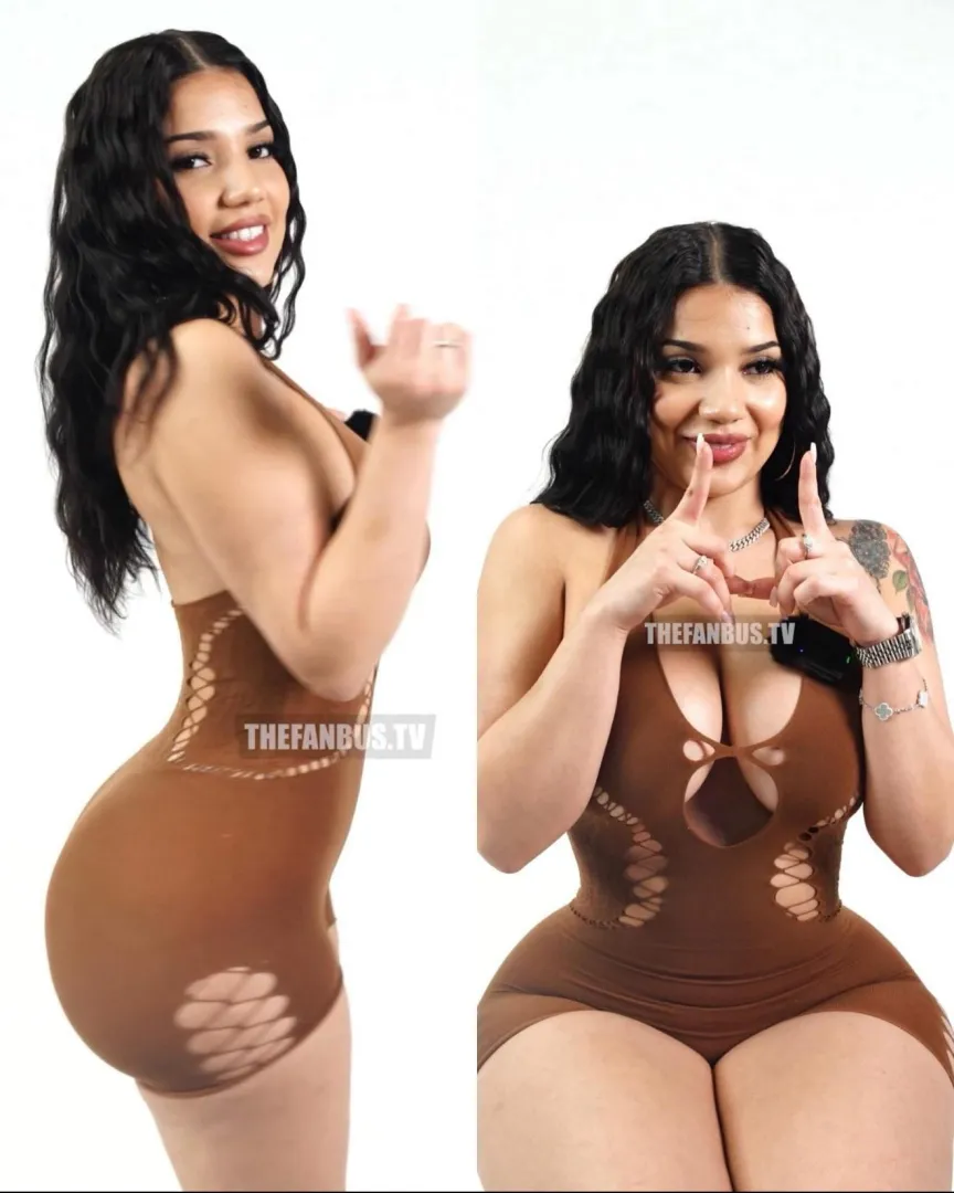 Who is this beauty posted by txboy713