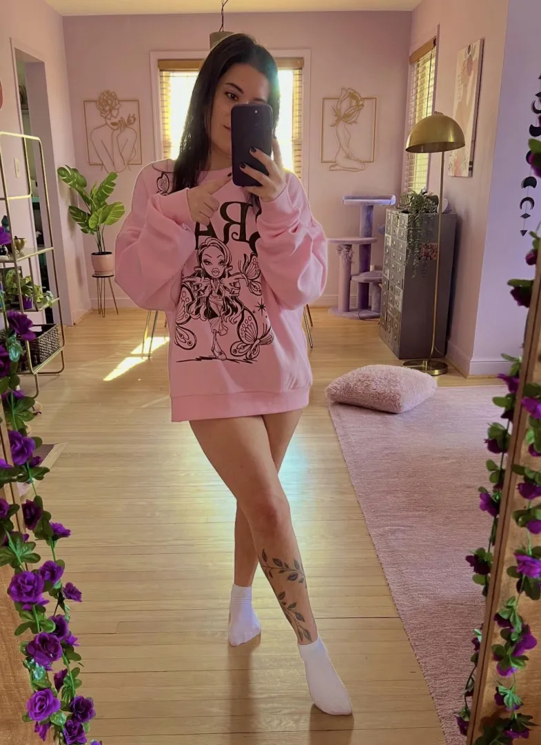 who knew men were this weak for a cozy goddess posted by MsRose26