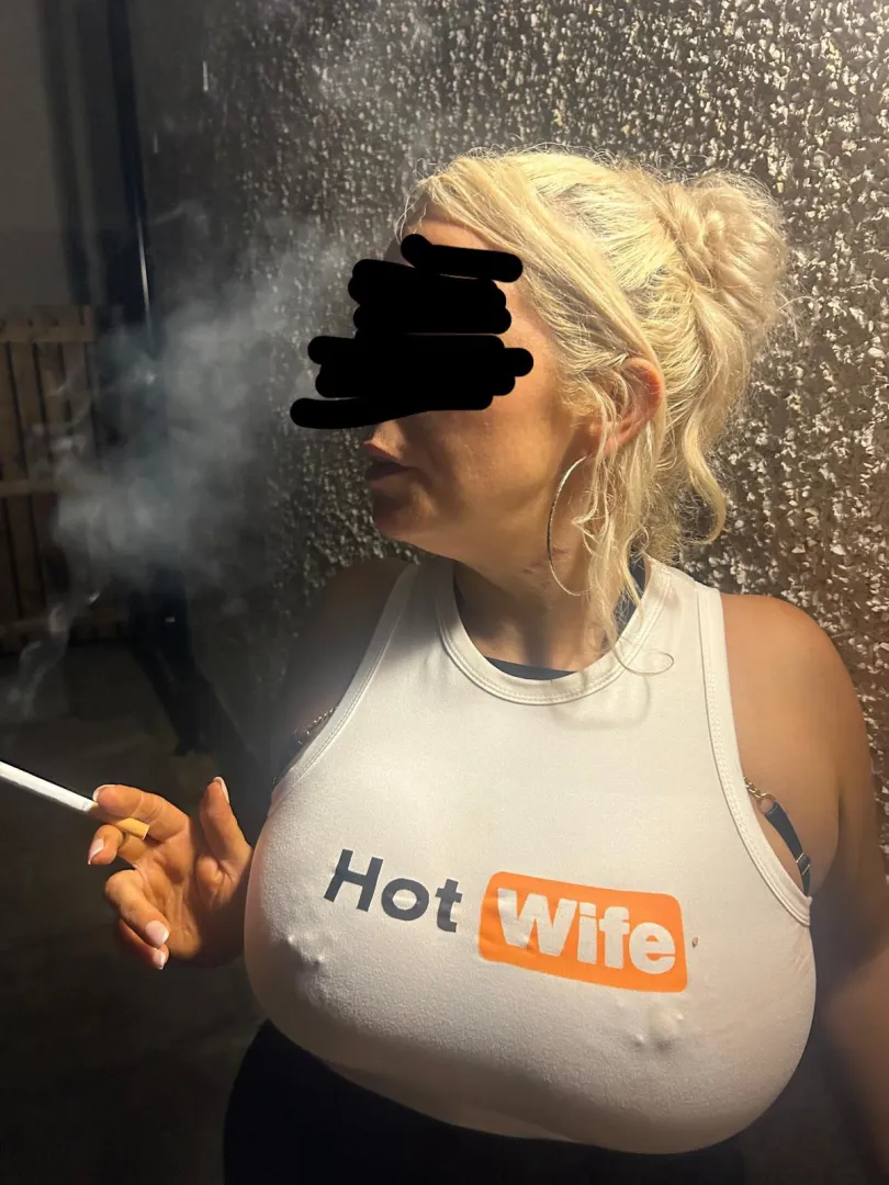 Who likes busty Scottish hotwives? posted by SluttyMilfWifex