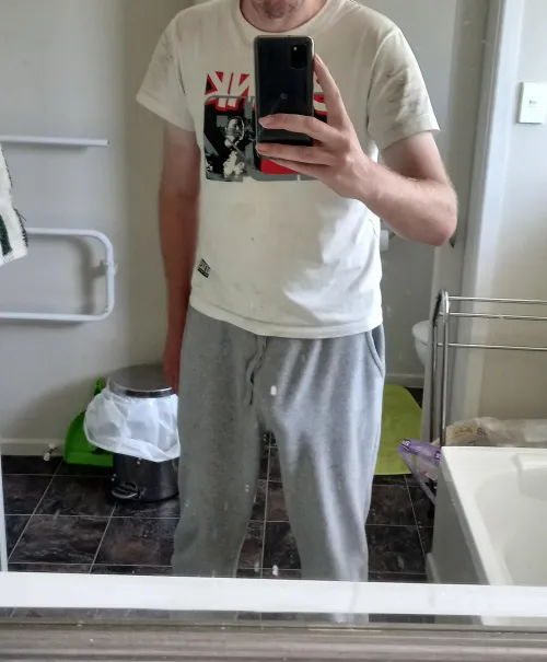 Who likes grey sweatpants? by blow_on_the_pie