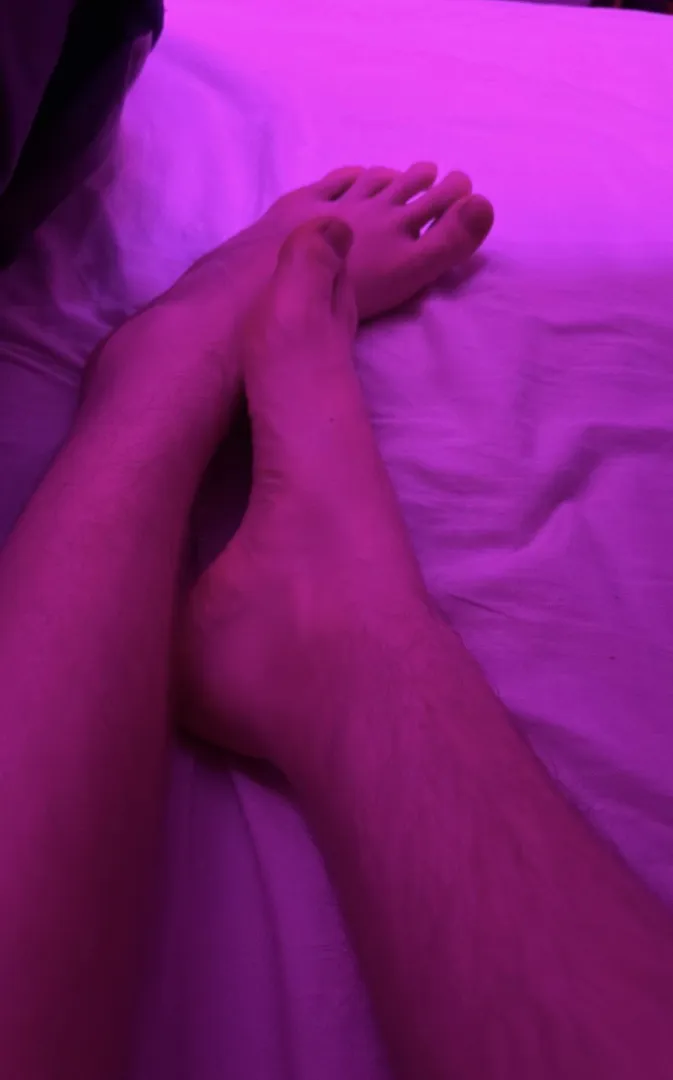 Who loves young feet…? posted by Expert-You1924