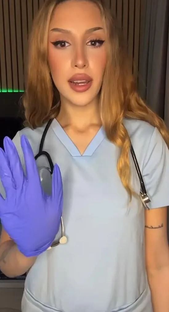 Who needs a hospital gown when you’ve got this much charm?  posted by evanurse