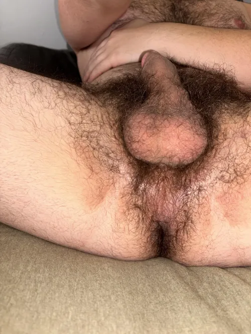 Who needs a shower after a workout when you can just lay in bed and huff your own stink by user14786435785