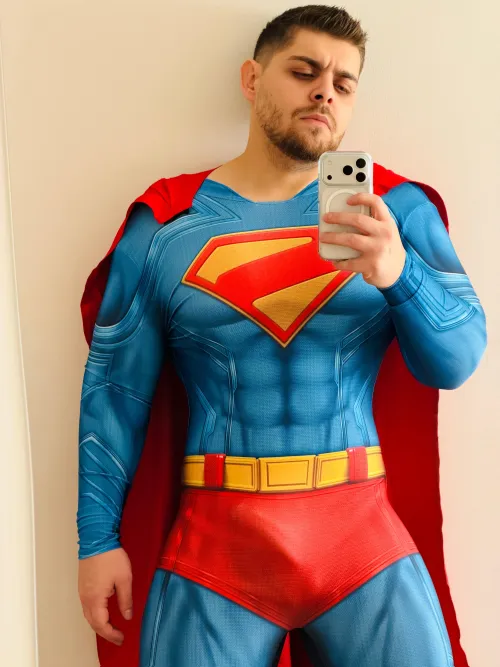 Who needs saving tonight? by xvarello