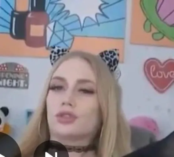 [who she] by Extension-Storage691