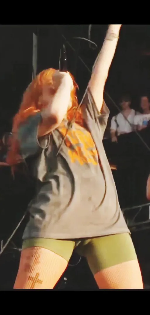 Who to talk about Hayley posted by No_Comb1560