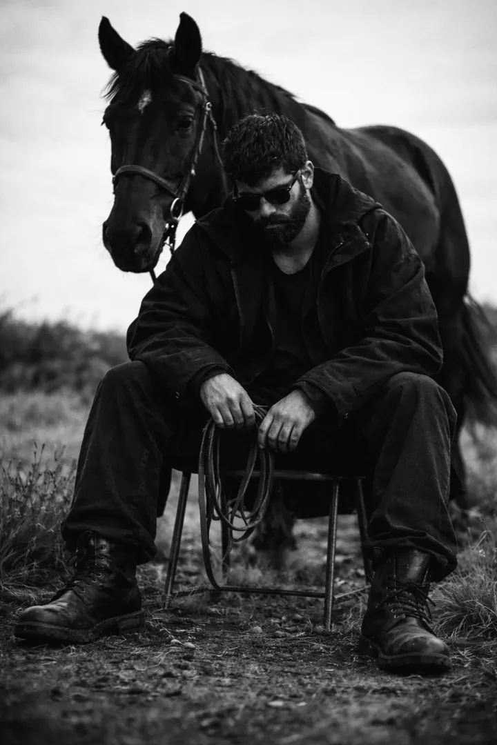 Who wanna be a pay pig to a young handsome and musclar daddy . Looking for a long term , a quick drain is fine too.. posted by DotMission7739