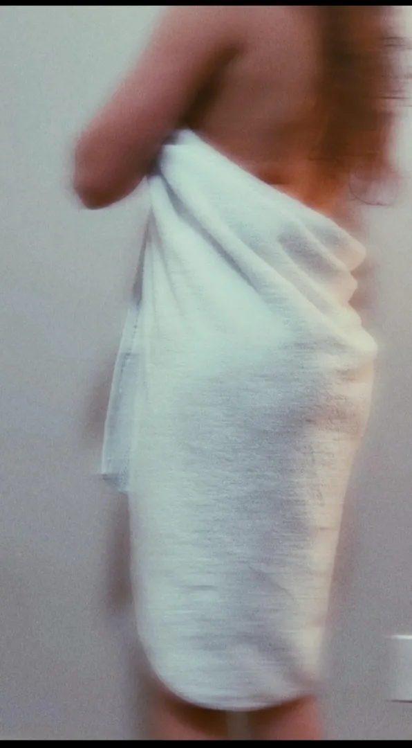 Who wanna see Nri taking shower posted by urjass_of