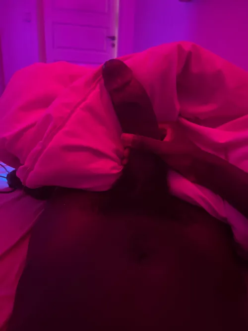 Who wanna talk? by eireh2007